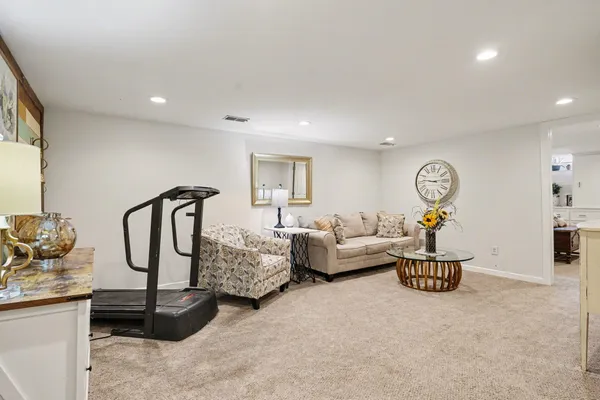 $264,900 | 7384 Pine Grove Drive, Jenison, MI 49428