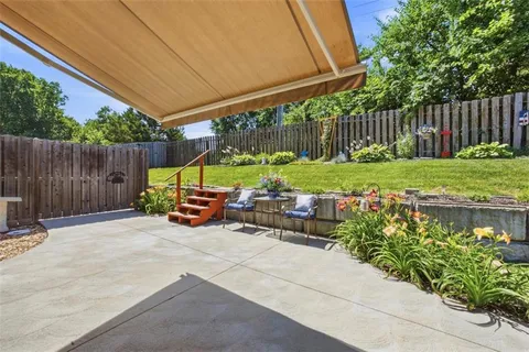 $315,000 | 34097 West 90th Circle, De Soto, KS 66018
