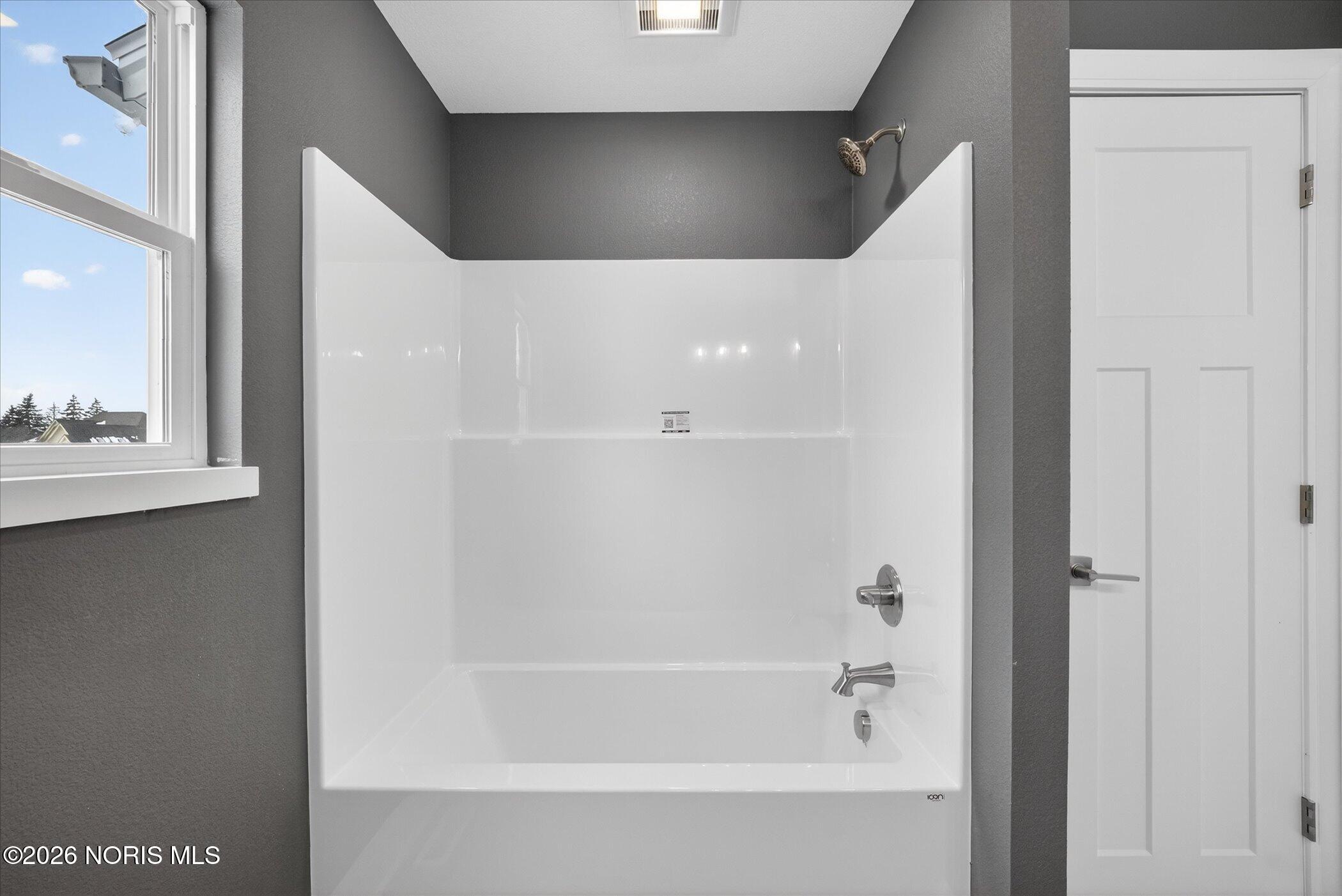 9520 Sheffield Road Perrysburg, OH 43551 - Photo 42 of 60 Gallery Image 42