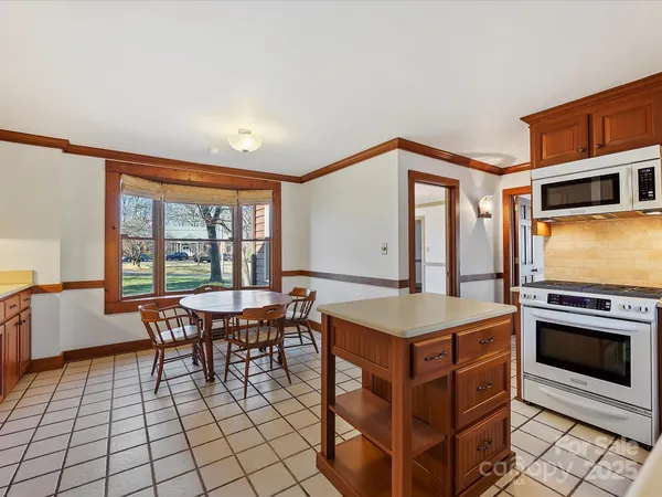 $525,000 | 306 Garrison Drive, Kings Mountain, NC 28086