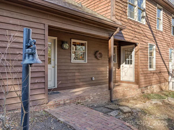 $525,000 | 306 Garrison Drive, Kings Mountain, NC 28086