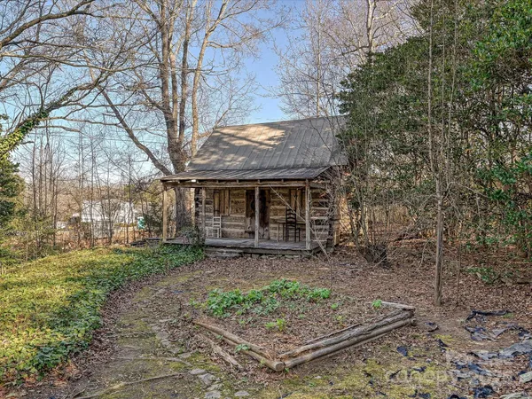 $525,000 | 306 Garrison Drive, Kings Mountain, NC 28086