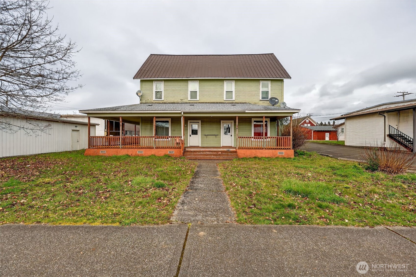 514 West Main Street Elma, WA 98541 - Photo 2 of 28