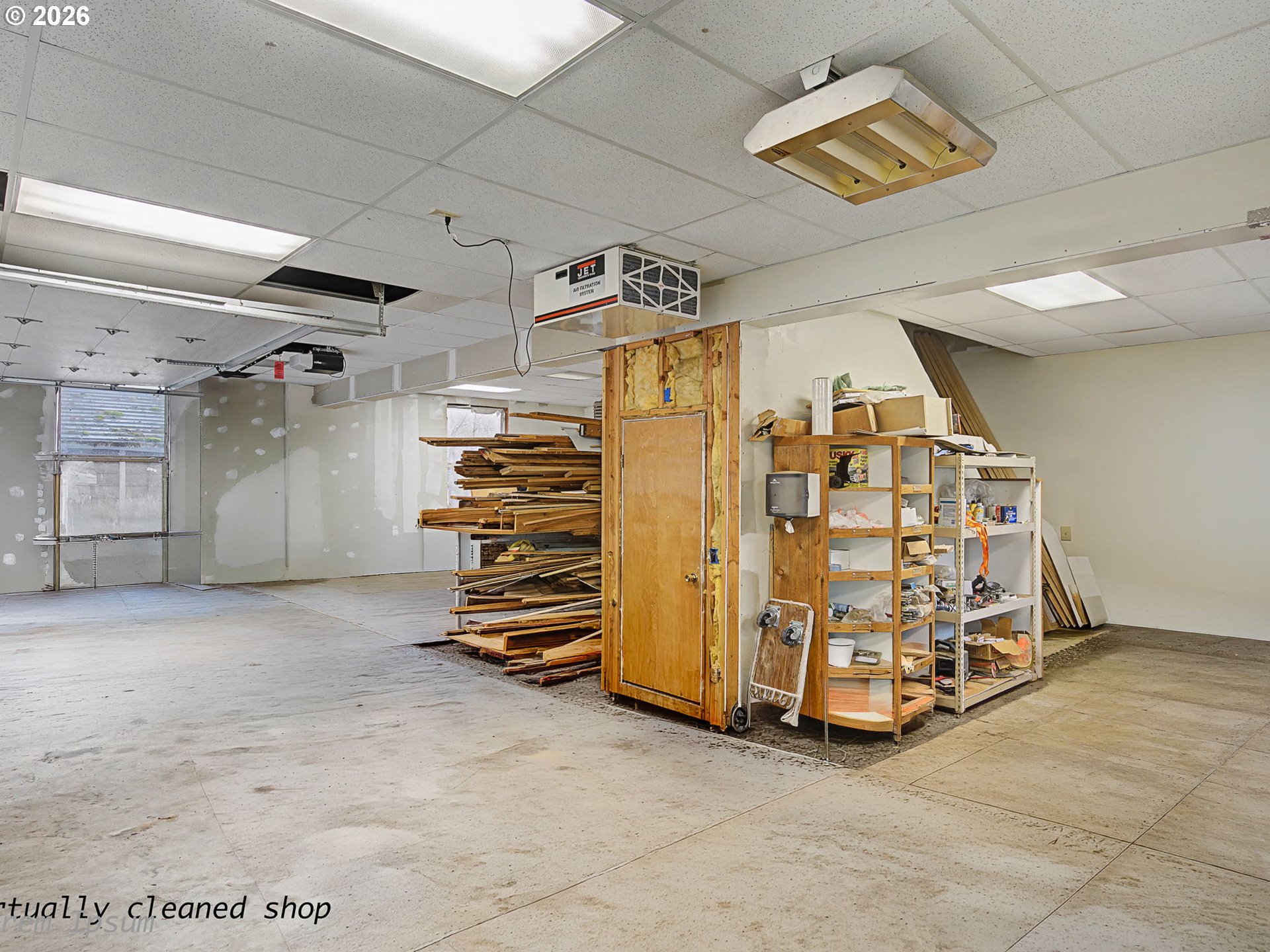 41180 Southeast Kubitz Road Sandy, OR 97055 - Photo 27 of 35 a view of an empty room with gym equipment