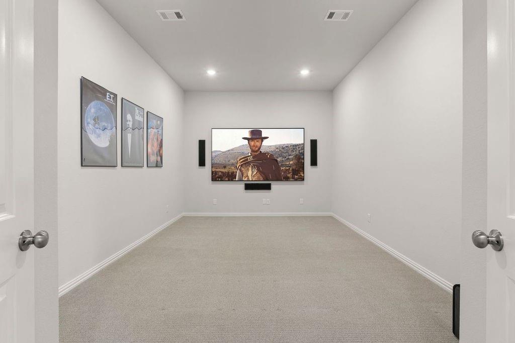 1636 Hydrangea Lane Prosper, TX 75078 - Photo 10 of 31