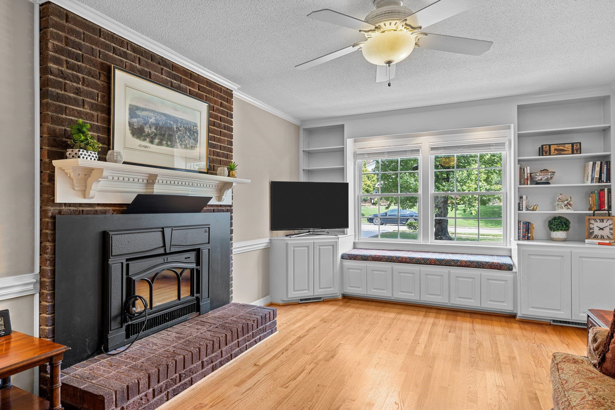 1012 Deerfield Road Raleigh, NC 27609 - Photo 16 of 39 Photo 16