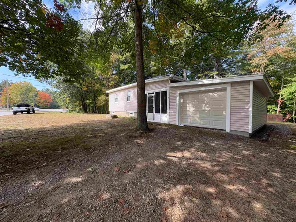 $1,995 | 4 Veterans Road, Amherst, NH 03031