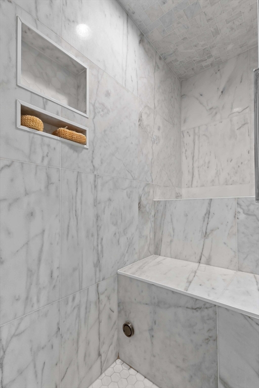 7 Darrow Street Worcester, MA 01606 - Photo 23 of 42 a bathroom with a bathtub