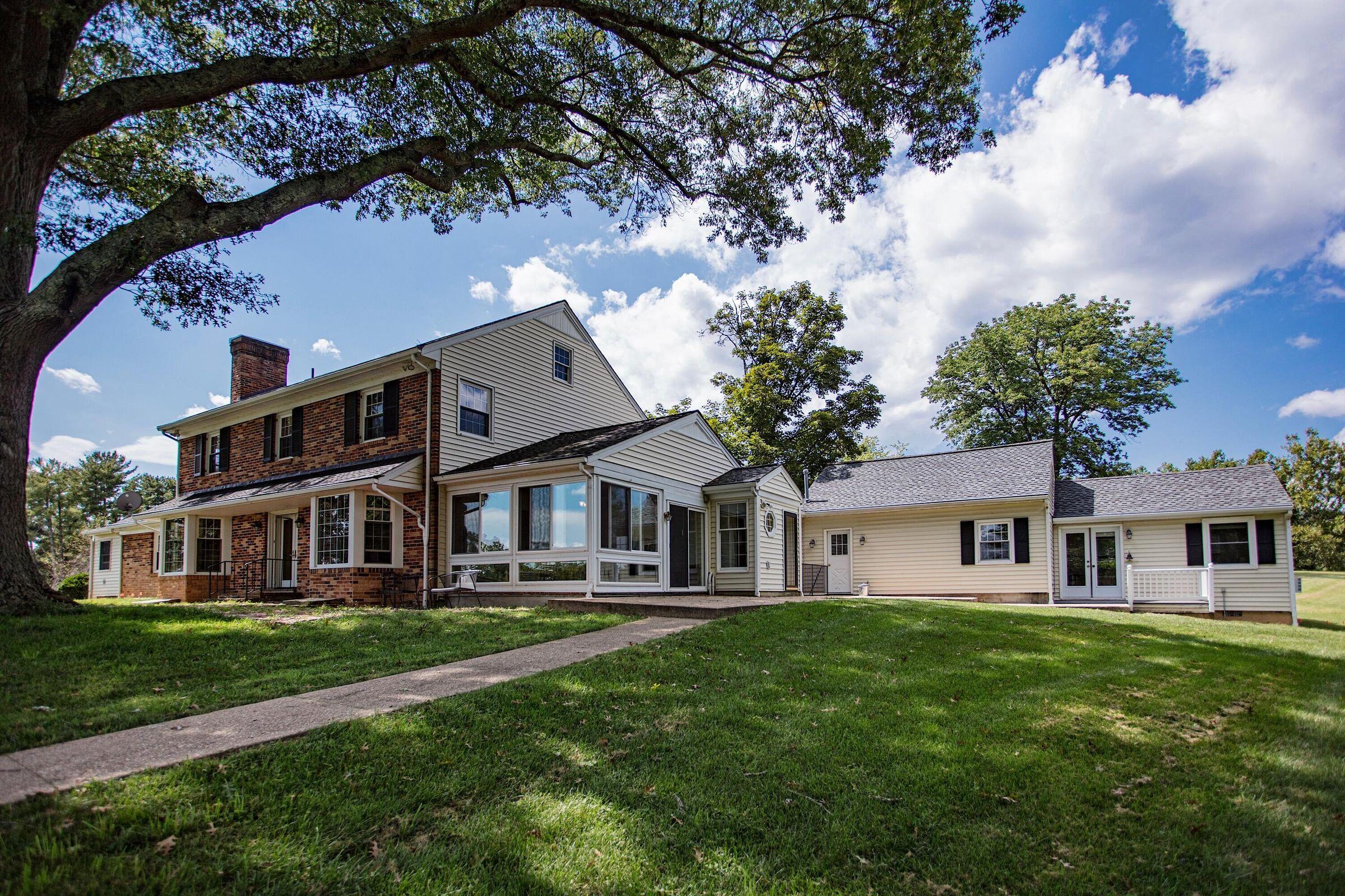 1019 Ross Road Lexington, VA 24450 - Photo 5 of 63 5