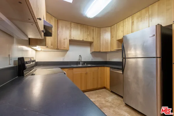 $4,280 | 1033 6th Street, Unit 304, Santa Monica, CA 90403