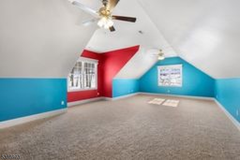 33 Chancellor Way Long Valley, NJ 07853 - Photo 31 of 42