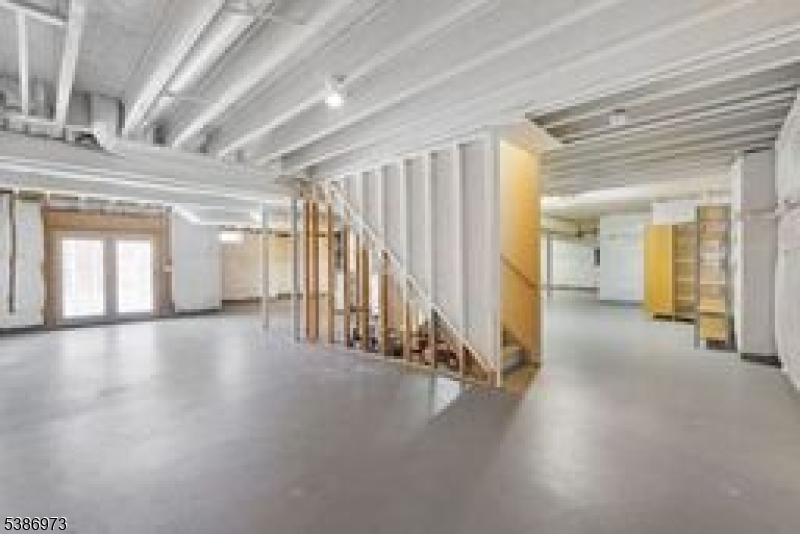 33 Chancellor Way Long Valley, NJ 07853 - Photo 34 of 42