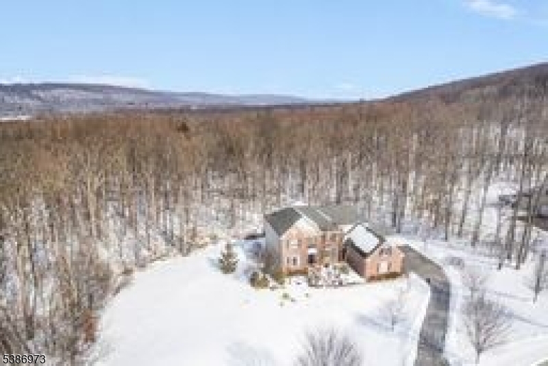 33 Chancellor Way Long Valley, NJ 07853 - Photo 36 of 42