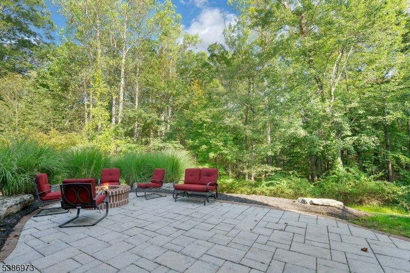 33 Chancellor Way Long Valley, NJ 07853 - Photo 41 of 42 a outdoor space with furniture