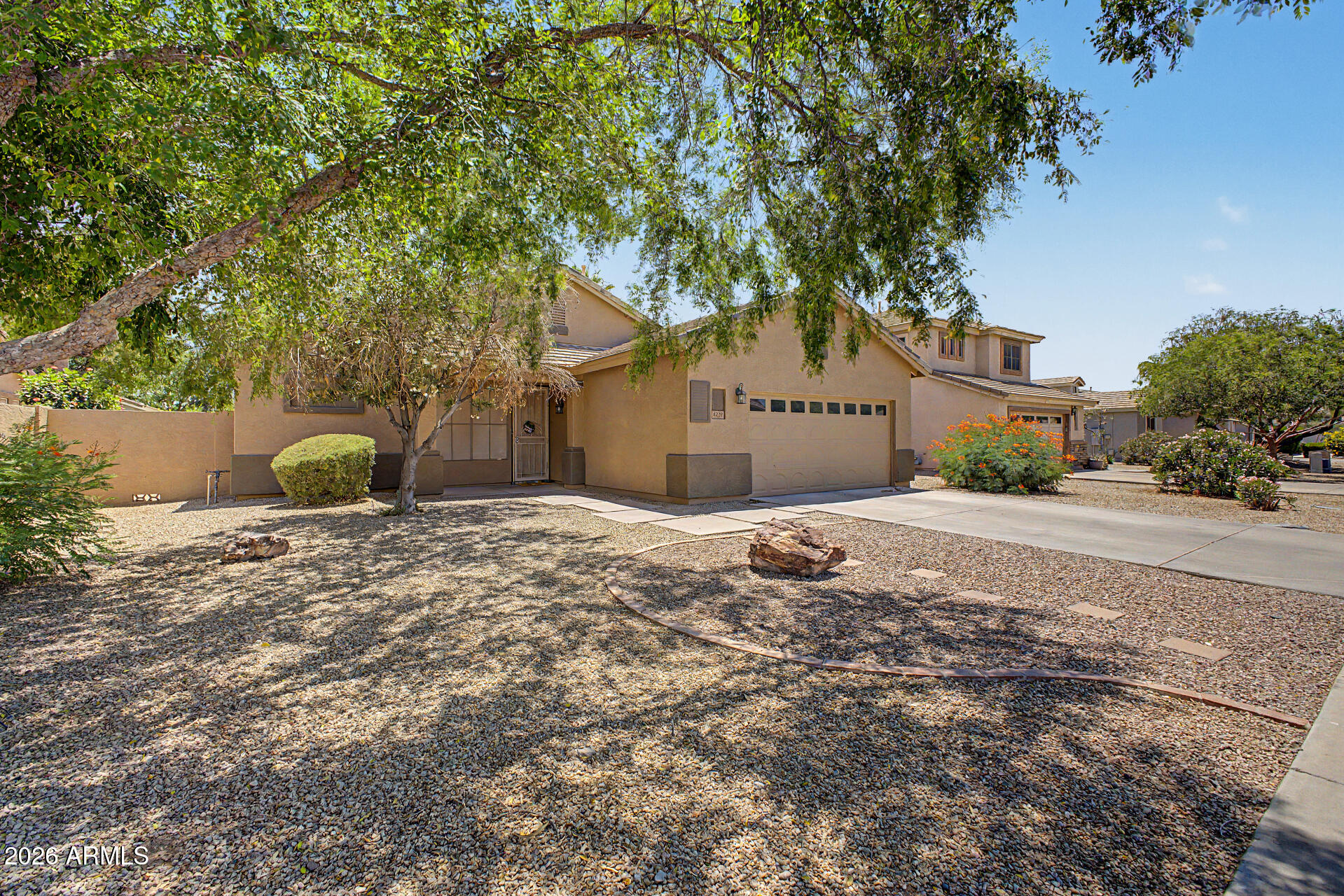 4237 East Del Rio Street Gilbert, AZ 85295 - Photo 3 of 31