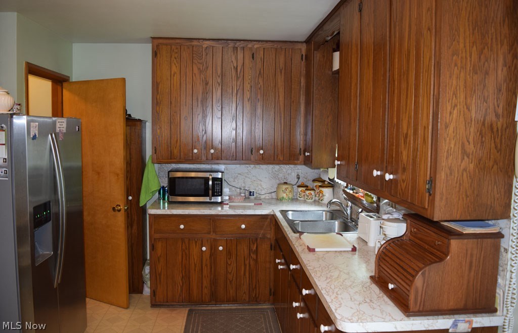 11592 Old State Road Chardon, OH 44024 - Photo 7 of 18