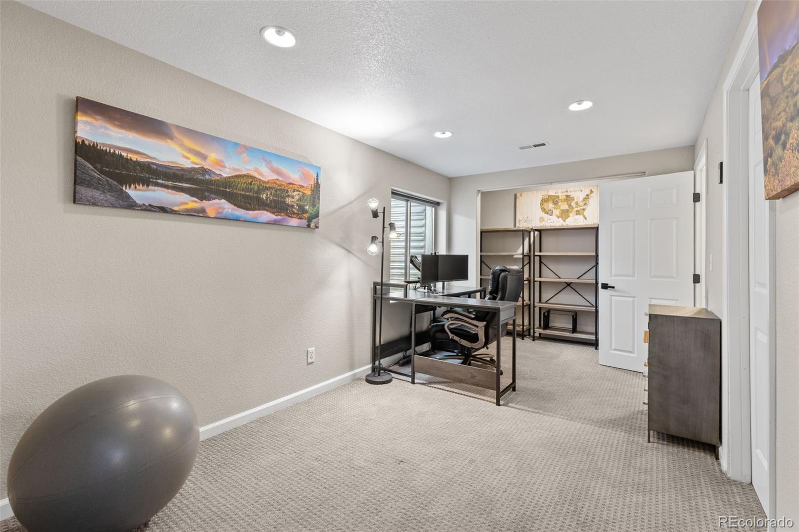 8756 Aberdeen Circle Highlands Ranch, CO 80130 - Photo 31 of 47