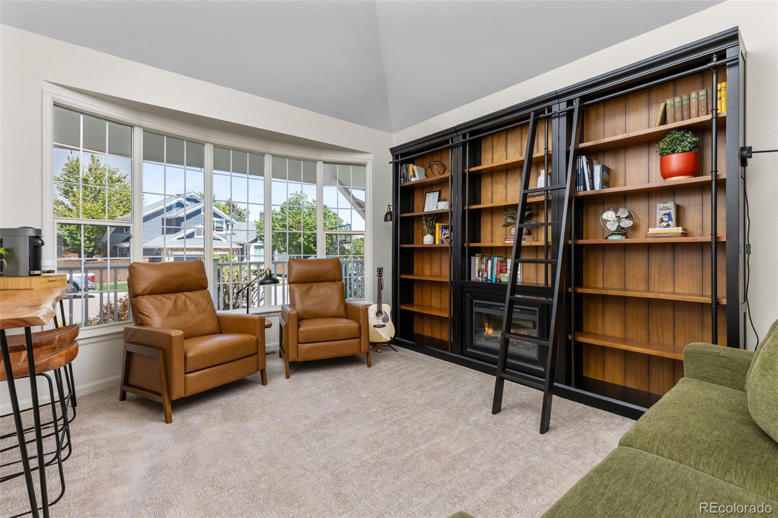 8756 Aberdeen Circle Highlands Ranch, CO 80130 - Photo 5 of 47