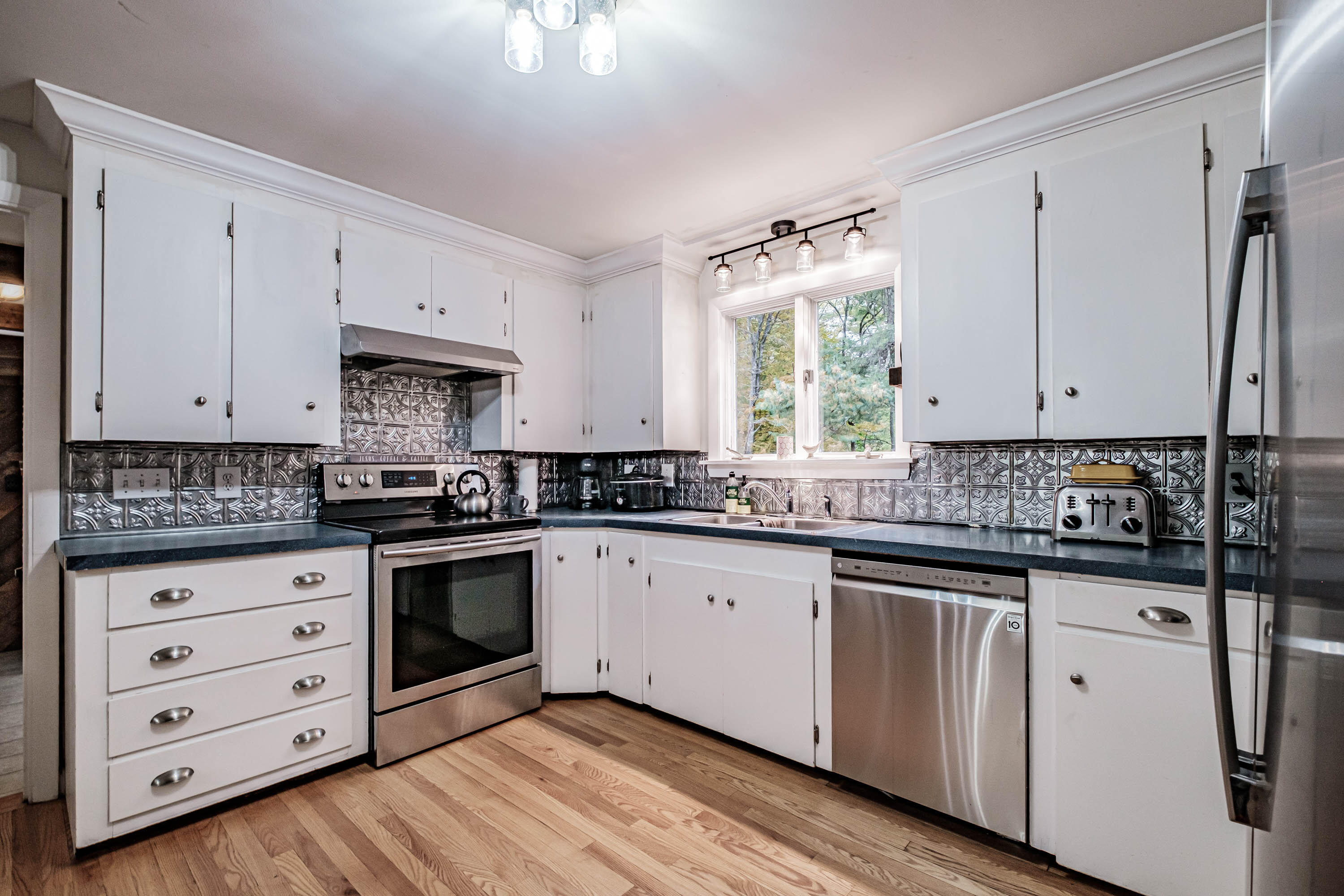 147 Highland Cliff Road Windham, ME 04062 - Photo 17 of 66 20221010gp-60019