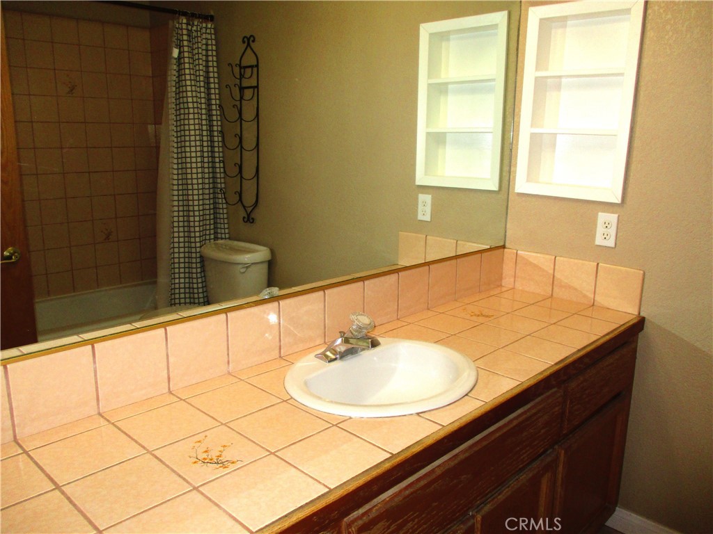 15412 Myalon Road Apple Valley, CA 92307 - Photo 21 of 56