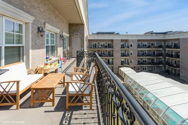 $3,850,000 | 260 Central Avenue, Unit 430, Lawrence, NY 11559