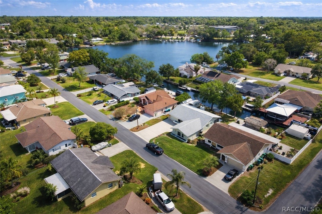 3835 North Eagle Point Crystal River, FL 34428 - Photo 4 of 54