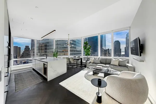 $22,000 | 111 Murray Street, Unit 24B | TriBeCa