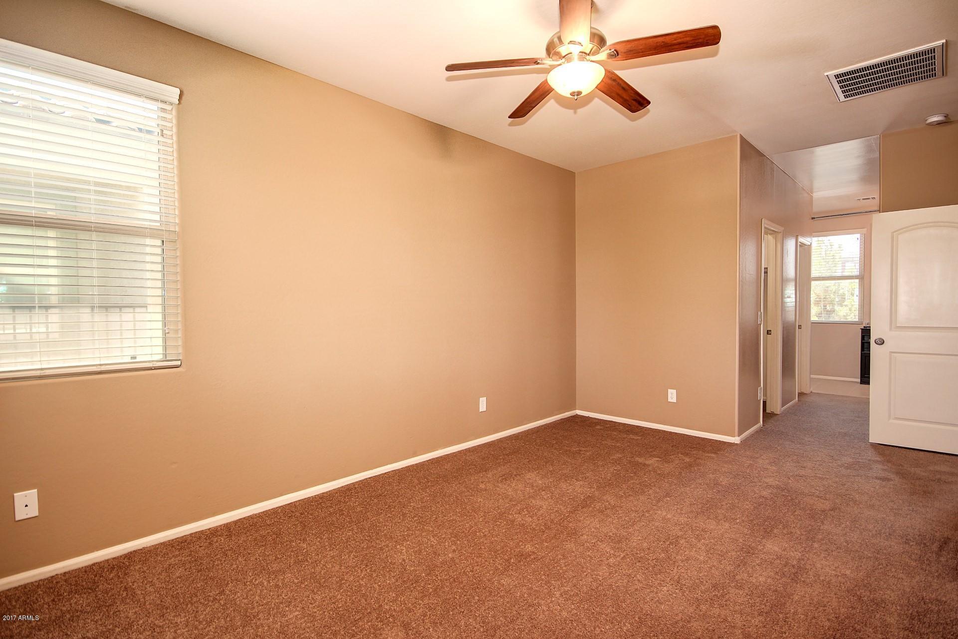 7745 West Giles Road Phoenix, AZ 85035 - Photo 8 of 14 Master