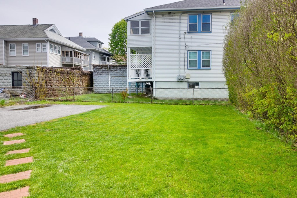 267 Beech Street, Unit 2 Belmont, MA 02478 - Photo 28 of 30