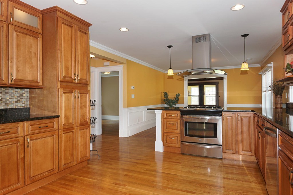 267 Beech Street, Unit 2 Belmont, MA 02478 - Photo 7 of 30