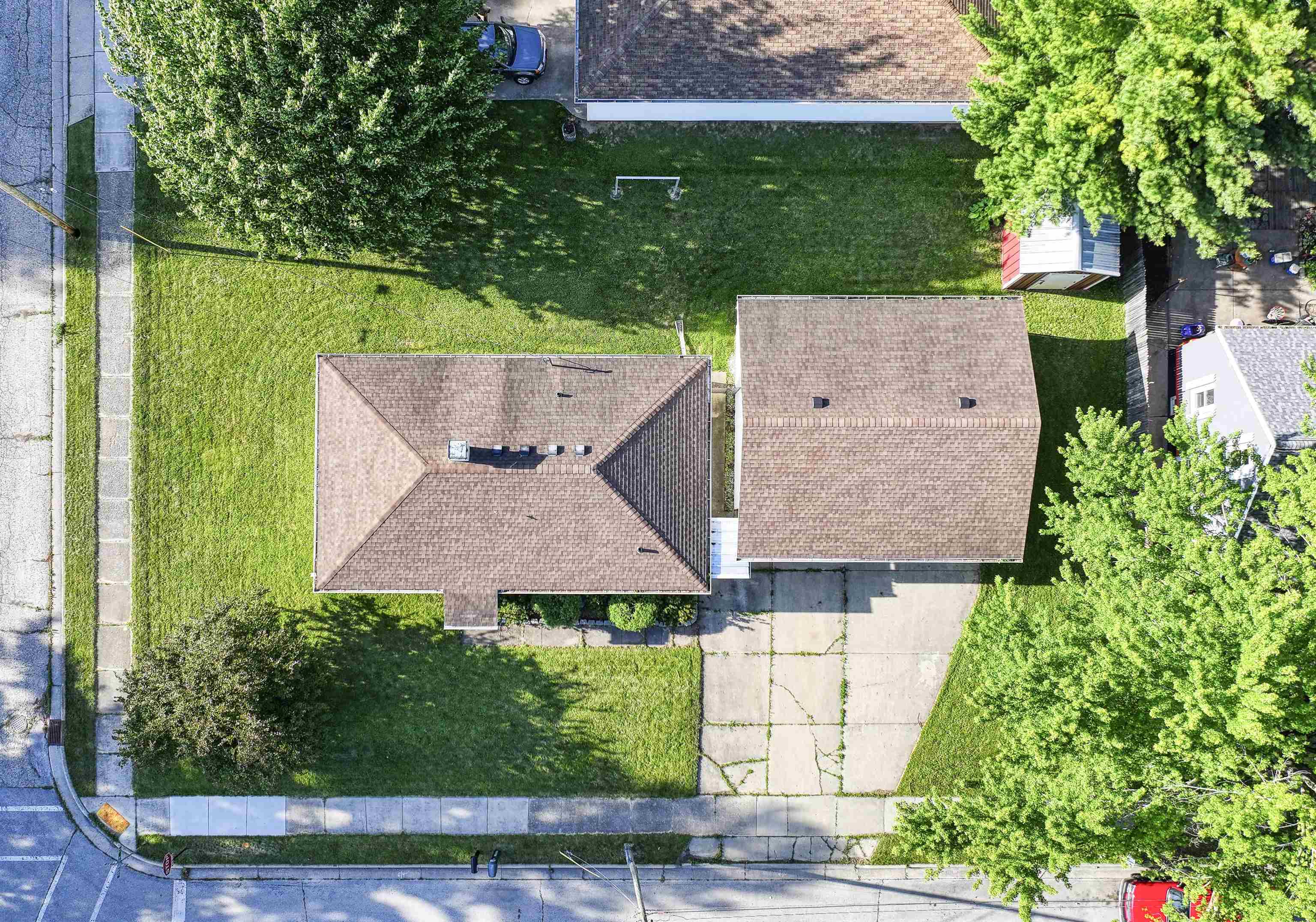 335 Front Street Pulaski, WI 54162 - Photo 32 of 40