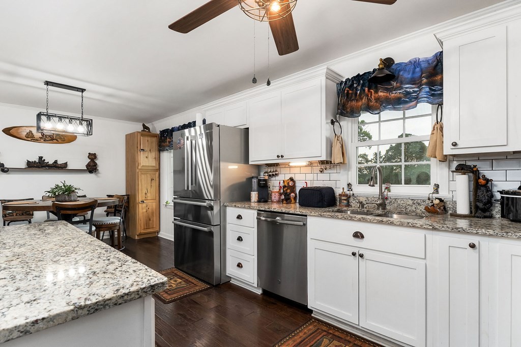 501 Jolley Road Sparta, TN 38583 - Photo 6 of 51 Gallery Image 6