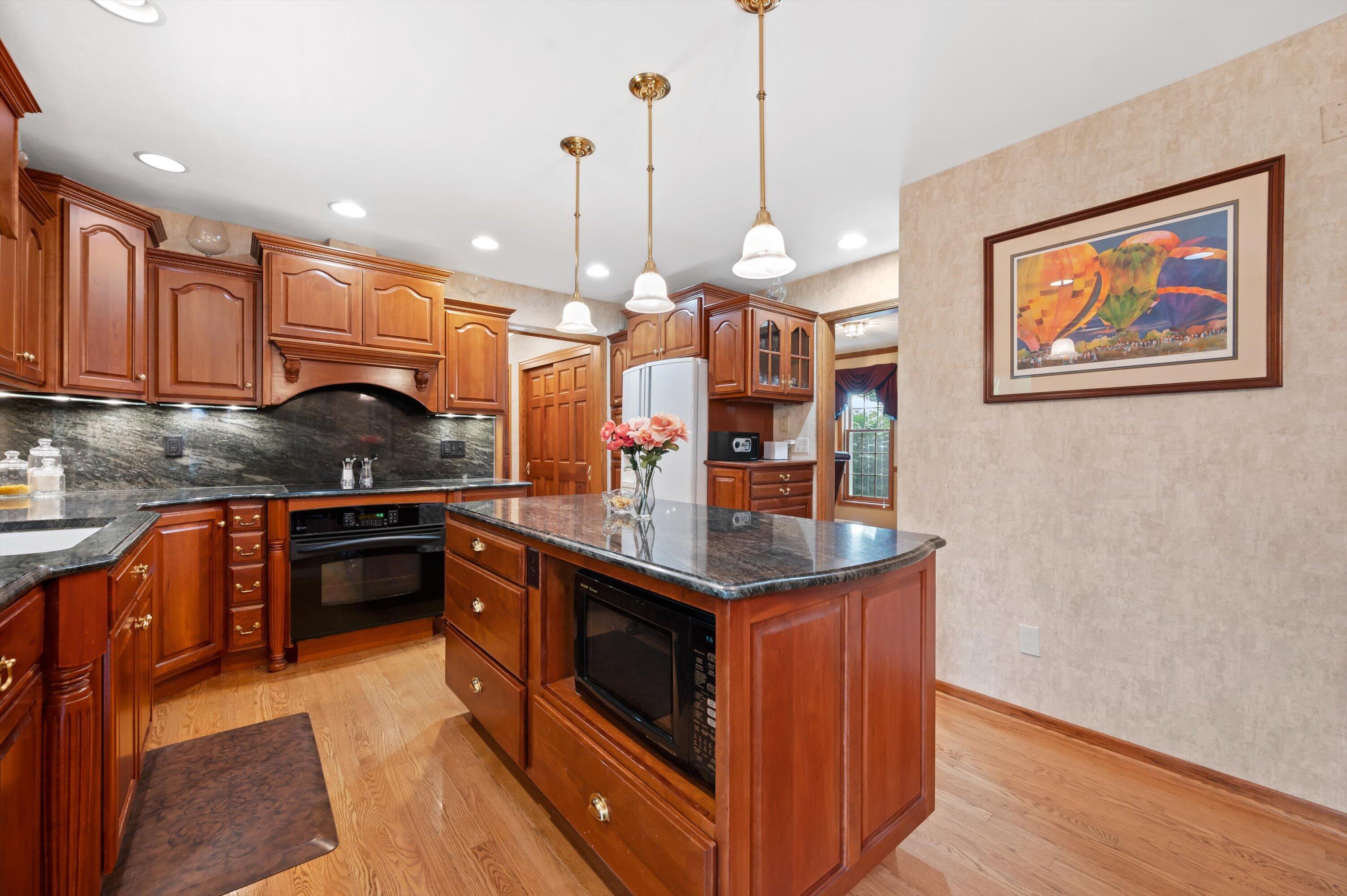990 South Springdale Road Waukesha, WI 53186 - Photo 10 of 45 Center island