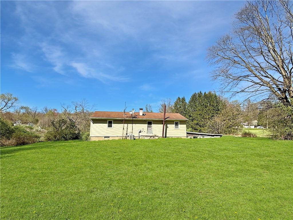 1025 South Lake Road Mercer, PA 16137 - Photo 2 of 13