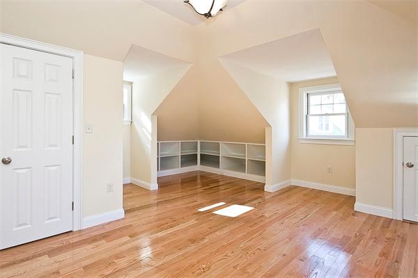 341 Marrett Road, Unit 10 Lexington, MA 02421 - Photo 6 of 8
