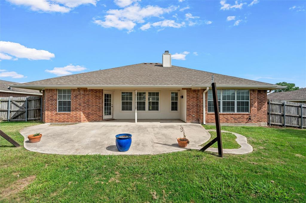 163 Topaz Circle Hewitt, TX 76643 - Photo 31 of 40