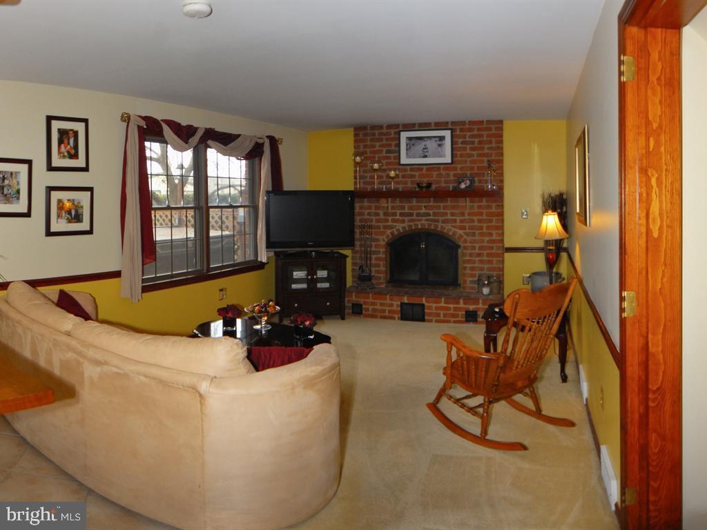 803 Scott Lane Lititz, PA 17543 - Photo 11 of 27