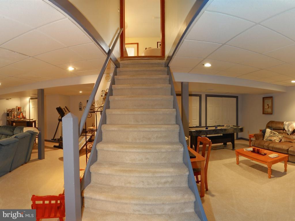 803 Scott Lane Lititz, PA 17543 - Photo 21 of 27