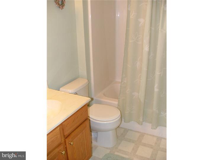 55 Maple Leaf Circle Sewell, NJ 08080 - Photo 14 of 23 Bathroom