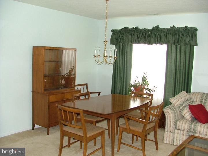 55 Maple Leaf Circle Sewell, NJ 08080 - Photo 4 of 23 Dining Room