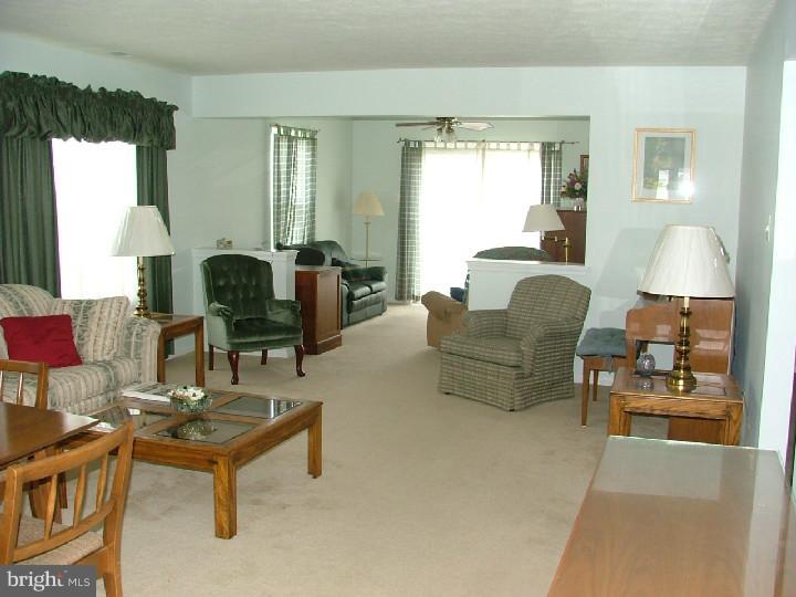 55 Maple Leaf Circle Sewell, NJ 08080 - Photo 7 of 23