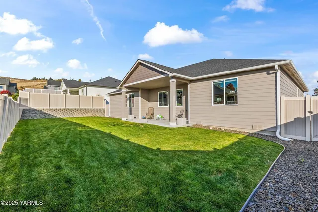 $580,000 | 304 Rainier Street, Yakima, WA 98908