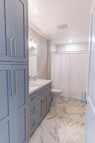 $775,000 | 1866 Stratford Lane Northwest, Grand Rapids, MI 49534