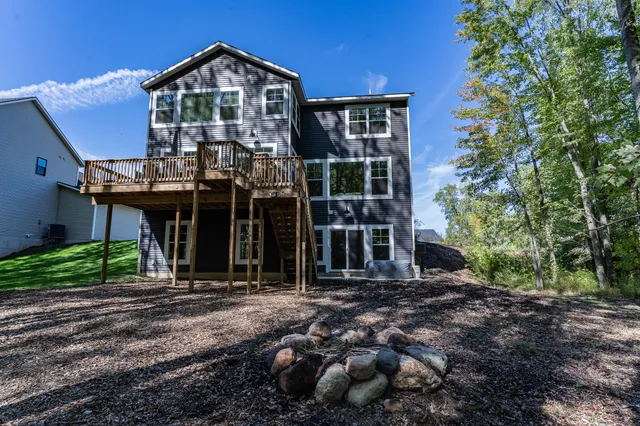 $775,000 | 1866 Stratford Lane Northwest, Grand Rapids, MI 49534