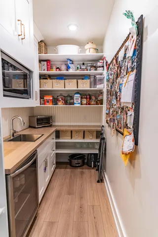 $775,000 | 1866 Stratford Lane Northwest, Grand Rapids, MI 49534