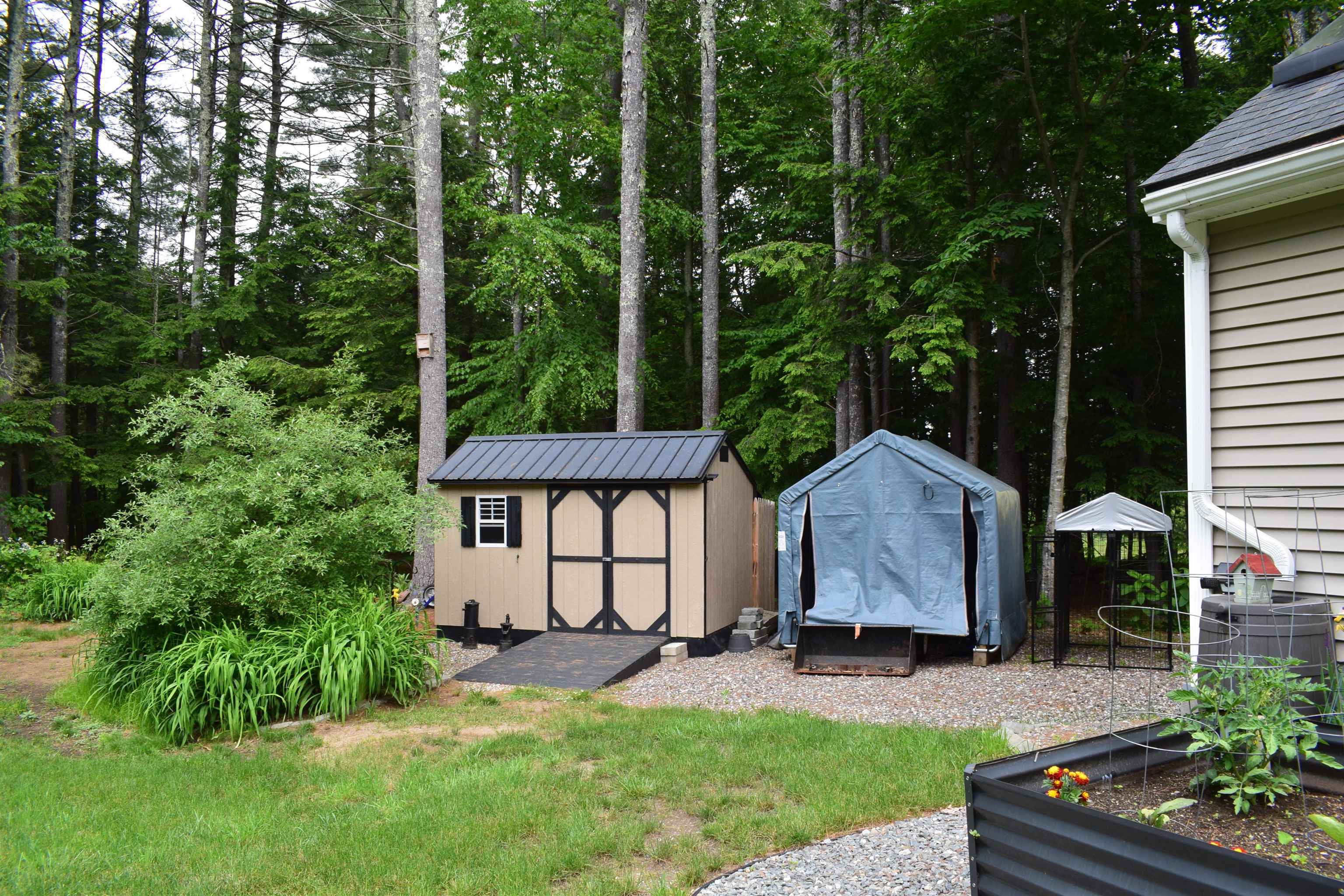 77 Brown Brook Circle Fremont, NH 03044 - Photo 49 of 52