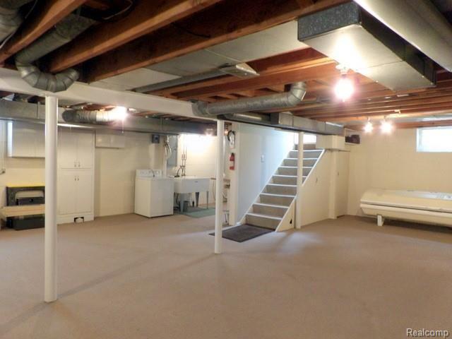 15779 Champaign Road Allen Park, MI 48101 - Photo 47 of 52 101_4956.JPG