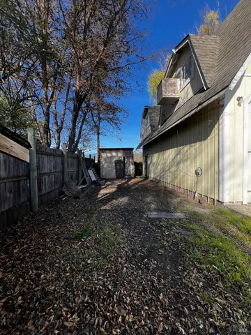 $225,000 | 24140 East Lane, Covelo, CA 95428