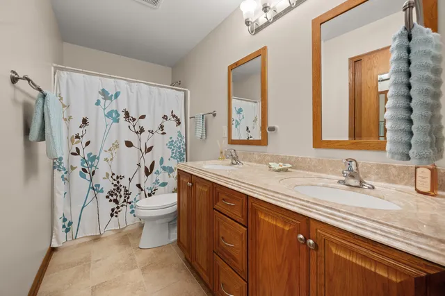 a view of garage with furniture