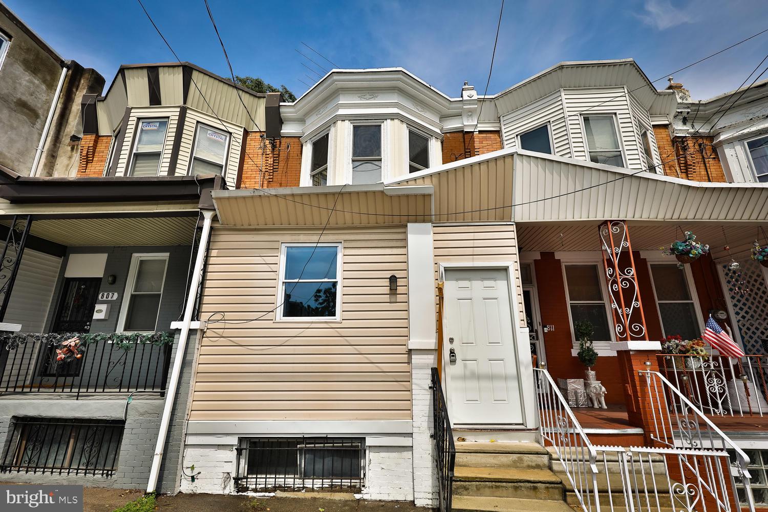 809 East Locust Avenue Philadelphia, PA 19138 - Photo 1 of 28